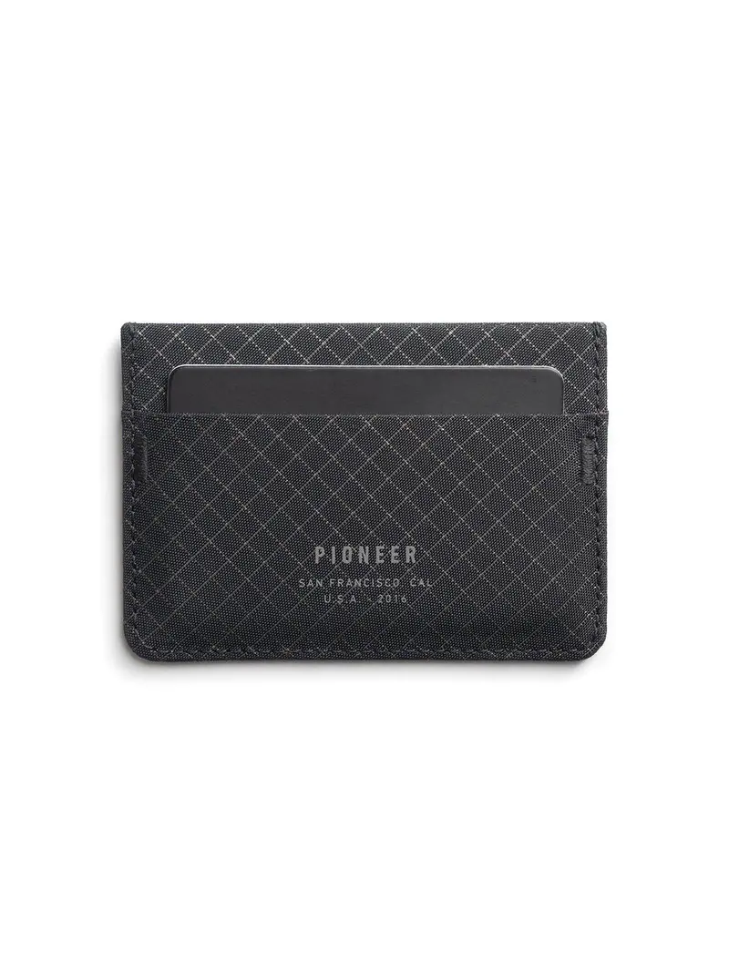 Pioneer Molecule Card Holder 10Xd Ripstop Onyx 1