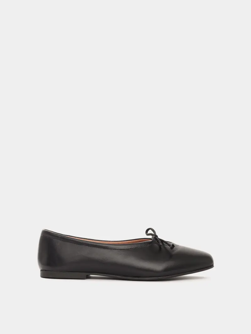 Prato Black Ballerina 1