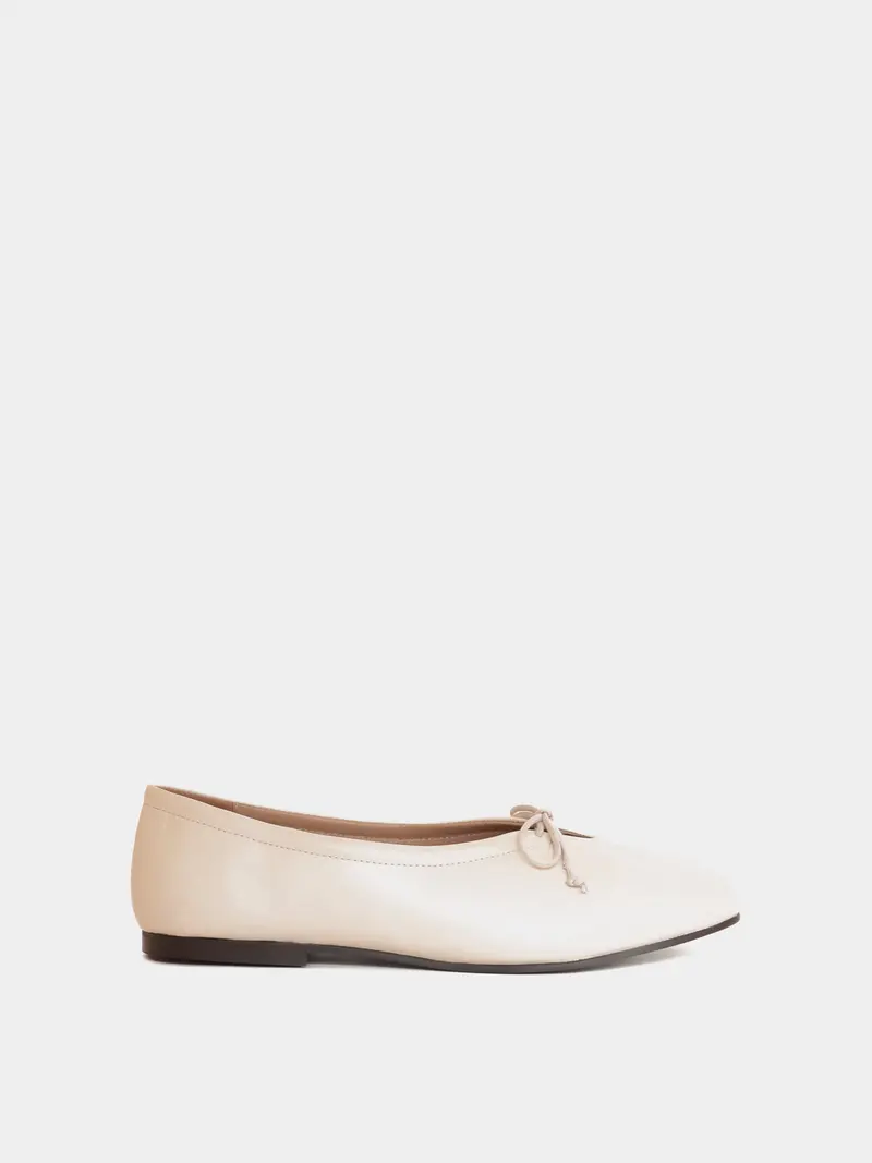 Prato Cream Ballerina 1