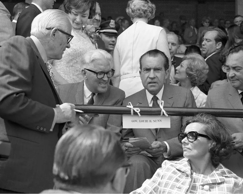 President Nixon At The Derby 1
