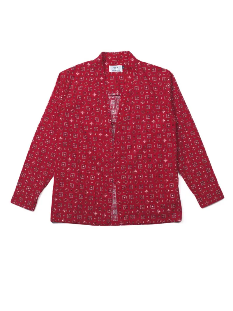 Qutn Throw On Red Bandana 1