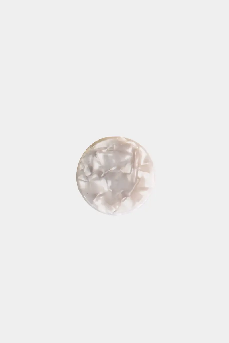 Round Clip Cream 1