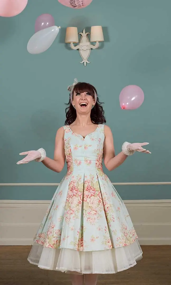 Sew La Di Da Vintage Rose Dress - Printed Copy Shop (+£7.00) 1