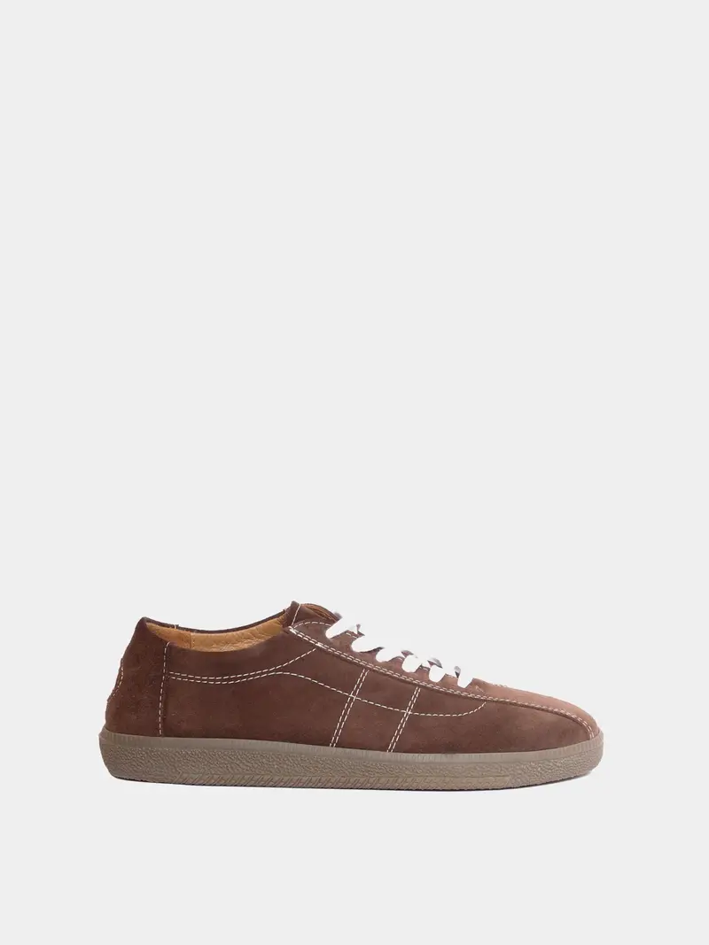 Simone Brown Trainer 1