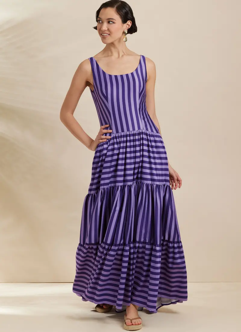 Simplicity Dresses With Petite Lines S3129 1