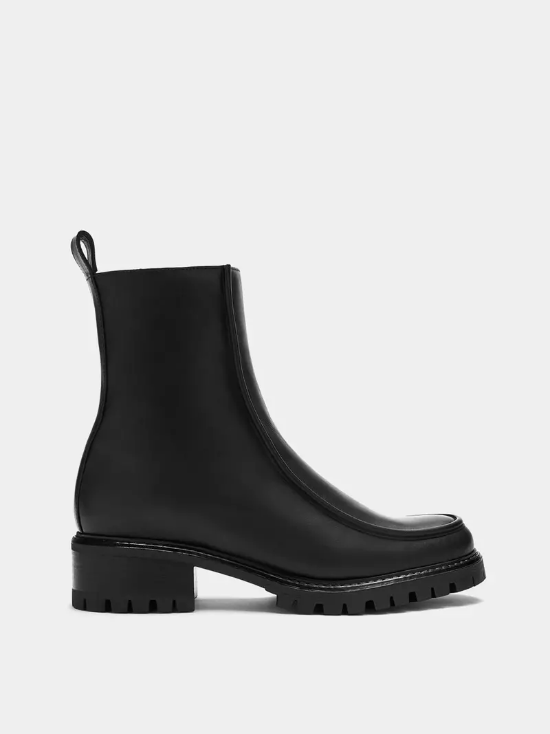 Vigo Black Lined Boot 1