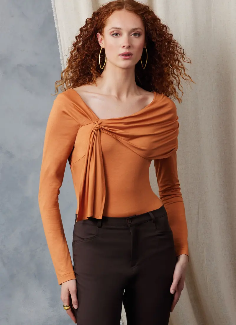 Vogue Bodysuit V2049 1