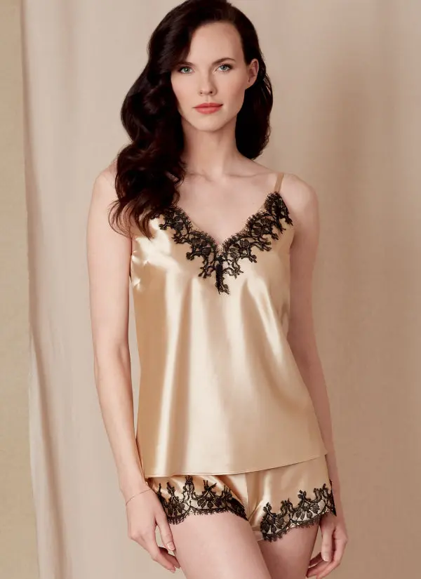 Vogue Nightwear V1834 1