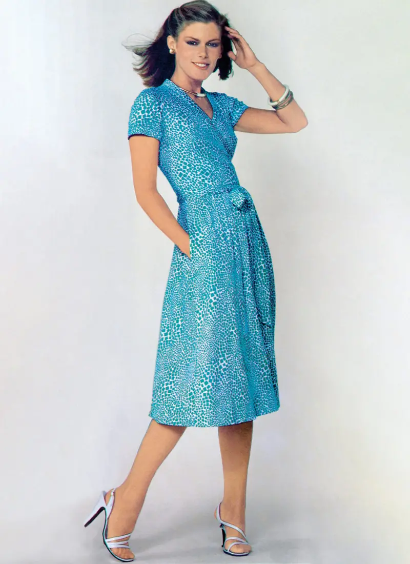 Vogue Vintage Dress V2040 1