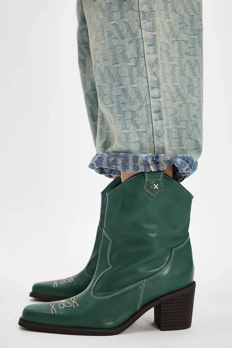 Wandering Western Boot 1