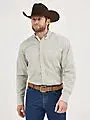 Wrangler Men's George Strait Long Sleeve Button Down Two Pocket Shirt 1