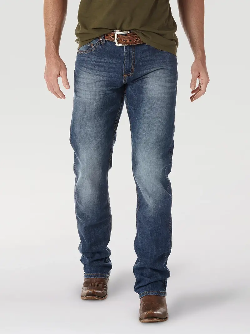 Wrangler Men's Retro Slim Fit Straight Leg Jean 1